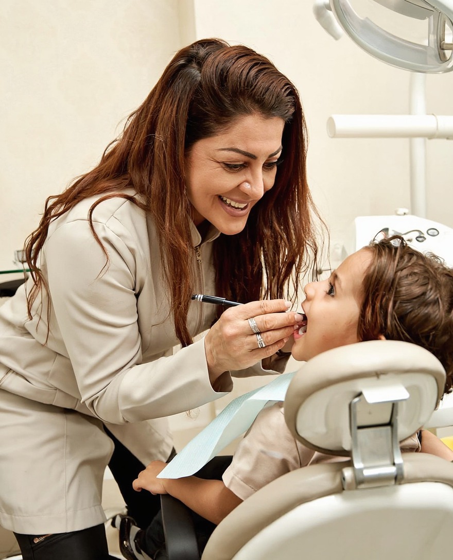 Atendimento de odontopediatria com a Dra. Francine na Odontorelli